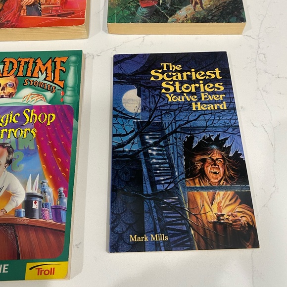 Lot of 11 Vintage Halloween Scary Stories Story Books Paperback Creepy Tales - Picture 5 of 8